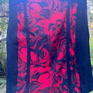 CACHE Red and Black Rose Skirt Size 8